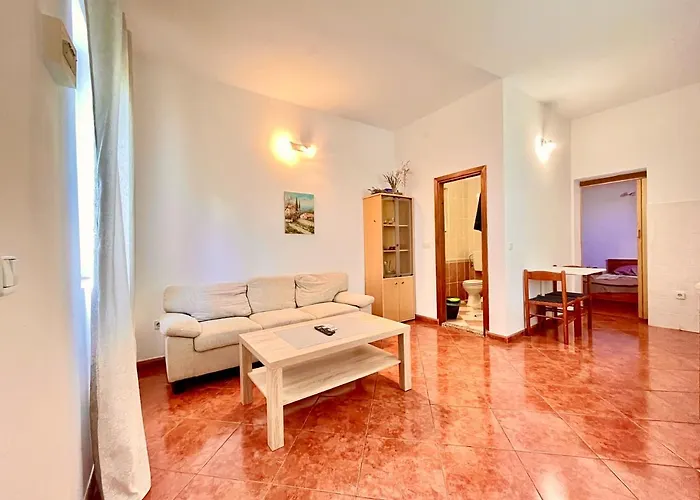 Spacious Apartment In Porec 1 Bedroom